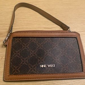 Nine West wristlet pouch
